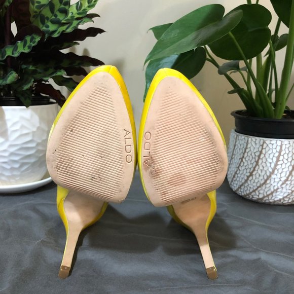 Yellow ALDO Pumps Size 7 - Picture 4 of 7